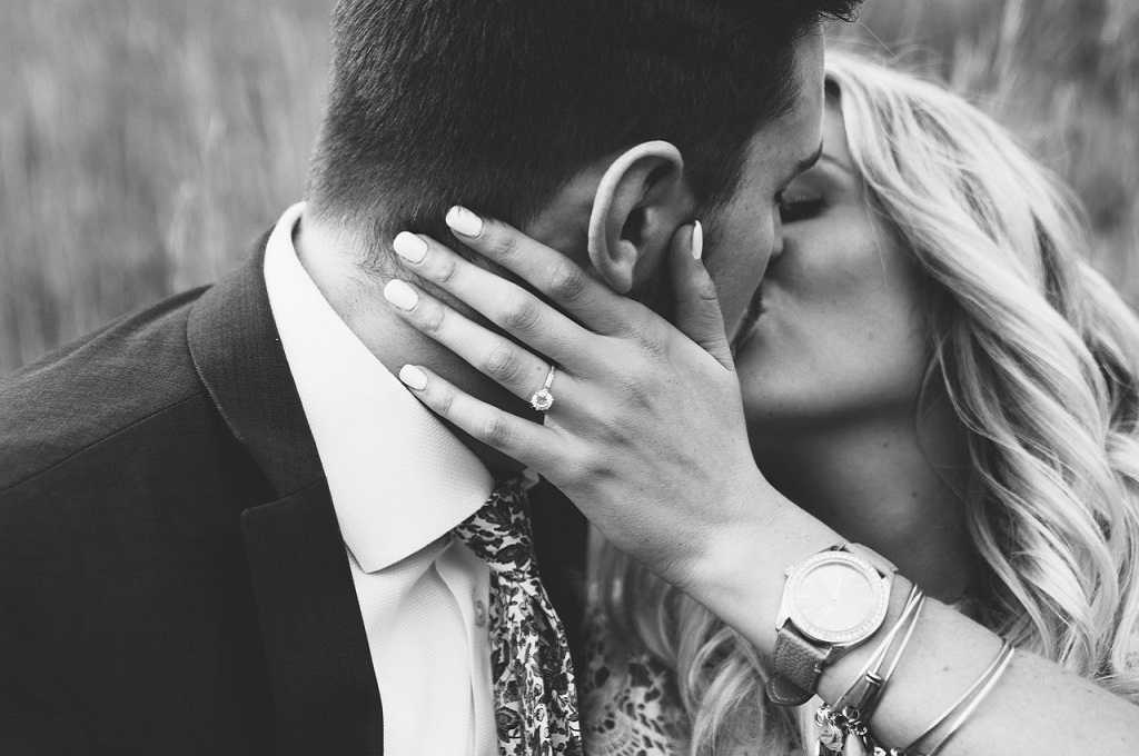 Helpful Internet Dating Ideas for Contemporary Boys - Lovingfeel