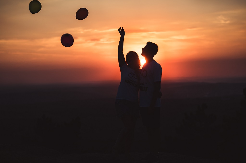 Red Flags of an Abusive Relationship | Chinalovefruad